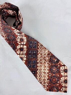 Vintage 1970s Handmade Batik Necktie 4.25 in Wide Blue Brown Beige Tie Excellent